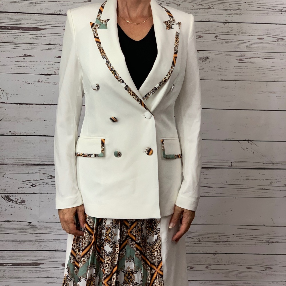 NWT woman skirt suit set